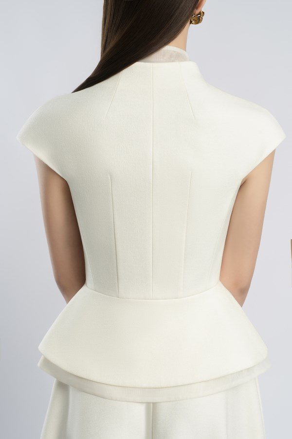 Daphne Blazer